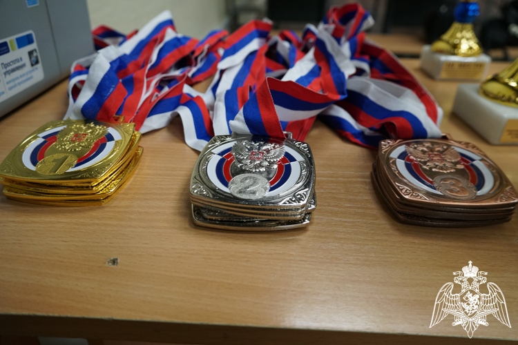 В Карелии руководство Росгвардии состязалось в стрельбе с коллегами из силовых ведомств