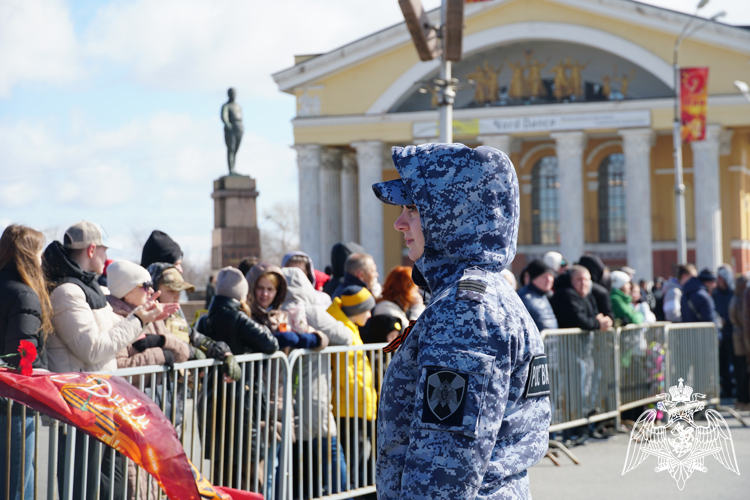 Карельские росгвардейцы обеспечили правопорядок в День Победы