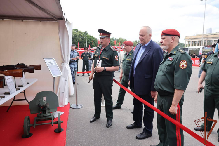 Военно-спортивный фестиваль Росгвардии в «Лужниках» собрал более 20 000 москвичей и гостей столицы (видео)