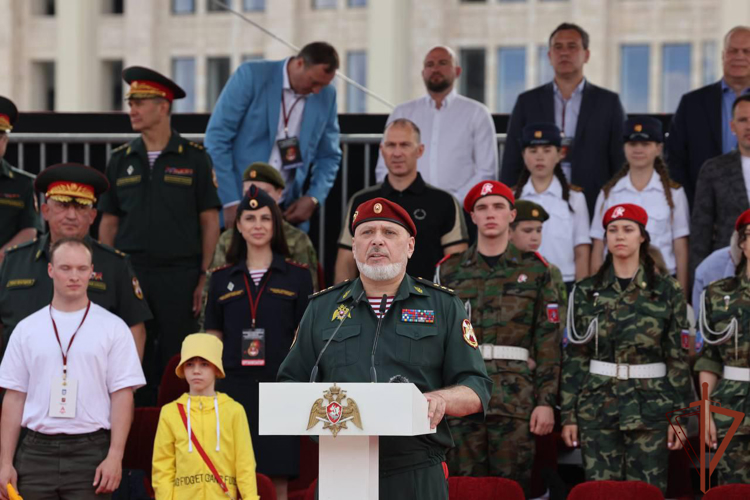 Военно-спортивный фестиваль Росгвардии в «Лужниках» собрал более 20 000 москвичей и гостей столицы (видео)