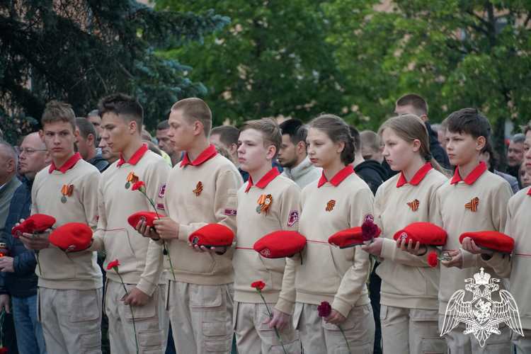 В Карелии руководство Росгвардии приняло участие в акции «Свеча памяти» (видео)