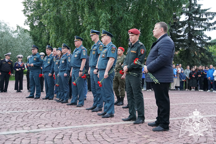 В Карелии руководство Росгвардии приняло участие в акции «Свеча памяти» (видео)