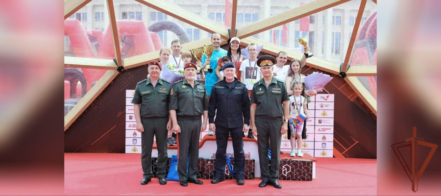 Военно-спортивный фестиваль Росгвардии в «Лужниках» собрал более 20 000 москвичей и гостей столицы (видео)
