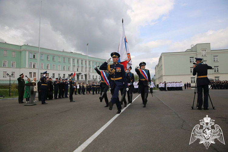 Руководство Росгвардии приняло участие в праздновании Дня образования Петрозаводского президентского кадетского училища