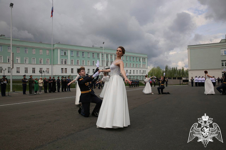 Руководство Росгвардии приняло участие в праздновании Дня образования Петрозаводского президентского кадетского училища