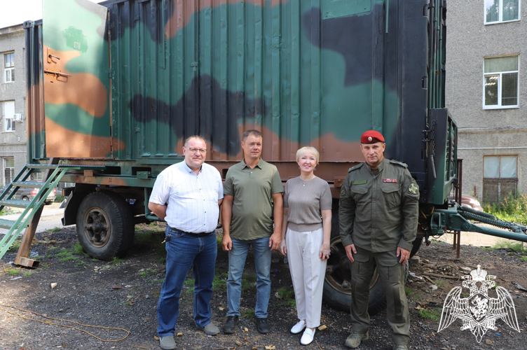 В Карелии представители республиканской власти и неравнодушные жители пополнили материальную базу Росгвардии для участия в СВО