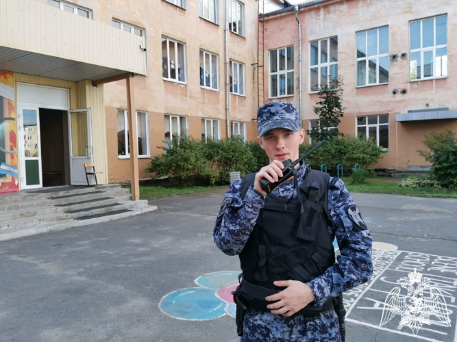 Росгвардия обеспечила безопасность в Единый день голосования в Карелии
