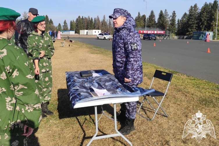 Представители вневедомственной охраны Росгвардии приняли участие в военно-патриотическом слете
