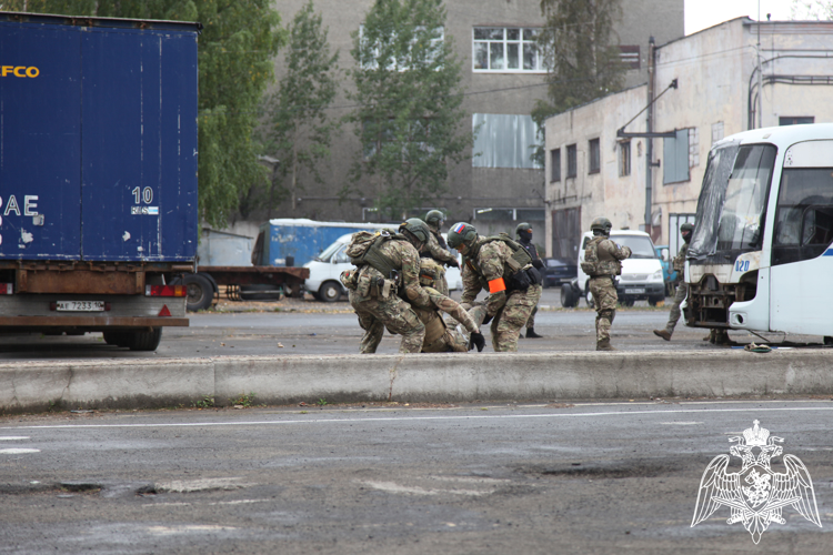 В Петрозаводске росгвардейцы приняли участие в масштабных учениях