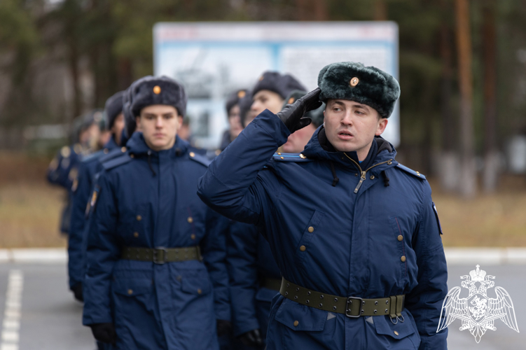 Начальник территориального управления Росгвардии поздравил Краснознаменный радиотехнический полк с годовщиной