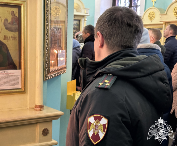 Офицер Росгвардии принял участие в праздничных мероприятиях посвященных Дню народного единства
