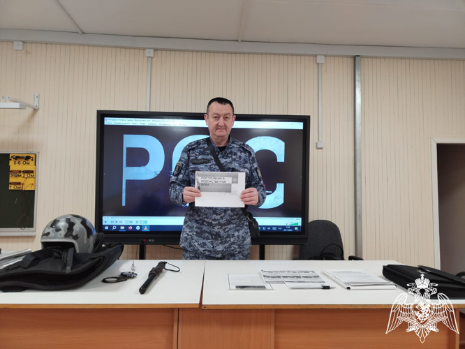 Представители Медвежьегорского отдела вневедомственной охраны встретились с молодежью