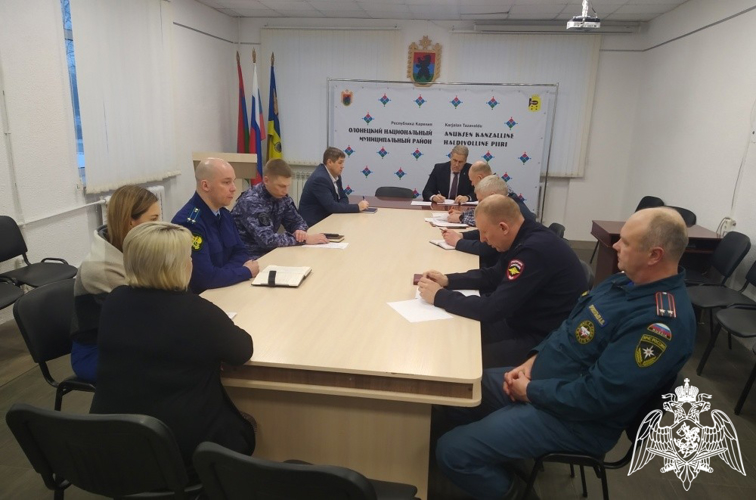 Руководство районных отделов вневедомственной охраны приняло участие в заседаниях антитеррористической комиссии