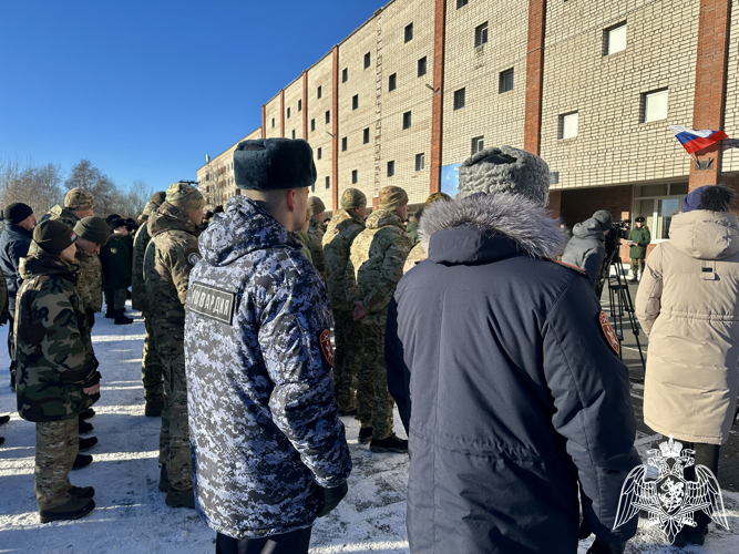 При содействии Росгвардии в Карельском кадетском корпусе открыли мемориальную доску погибшему офицеру