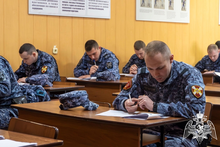 Карельские росгвардейцы приняли участие в конкурсе профессионального мастерства в Ленинградской области