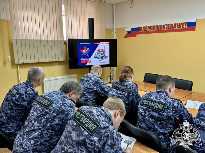 В Карелии личный состав регионального управления Росгвардии принял участие в «Диктанте Победы»