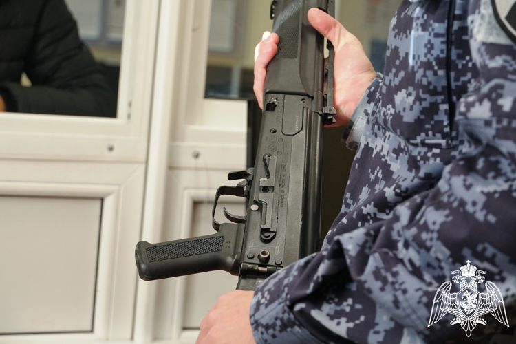 Жители Карелии добровольно сдали росгвардейцам 4 единицы оружия за неделю