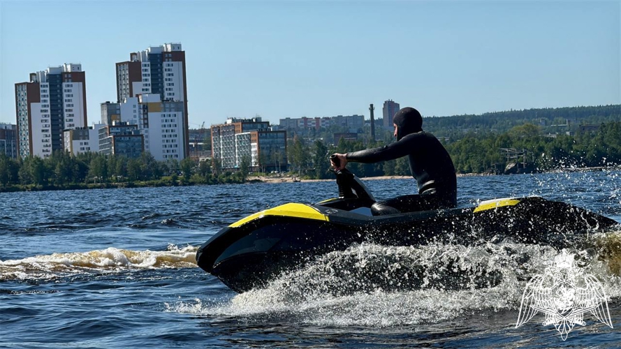 Водолазы Росгвардии провели учебные сборы в Карелии (видео)