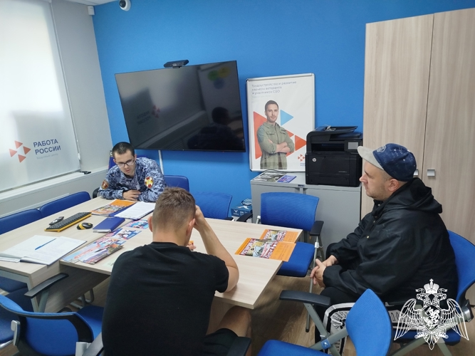 В Карелии сотрудники Росгвардии приглашают граждан на службу