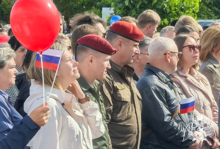 В Карелии личный состав территориального управления Росгвардии принял участие в праздновании Дня флага