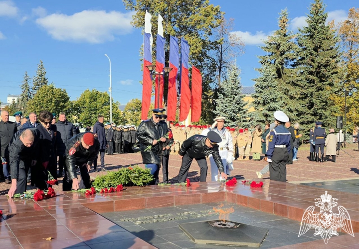 Начальник регионального управления Росгвардии принял участие в мероприятиях по случаю годовщины освобождения республики от фашистских захватчиков 