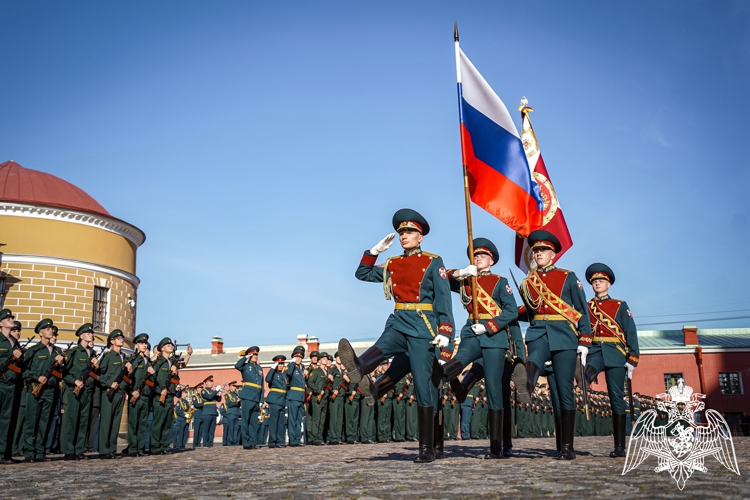 Карельские первокурсники Военной академии Росгвардии приняли Военную присягу в Санкт-Петербурге (ВИДЕО)