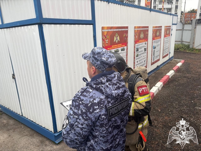 В Карелии сотрудники Росгвардии провели совместные учения с коллегами из МЧС России