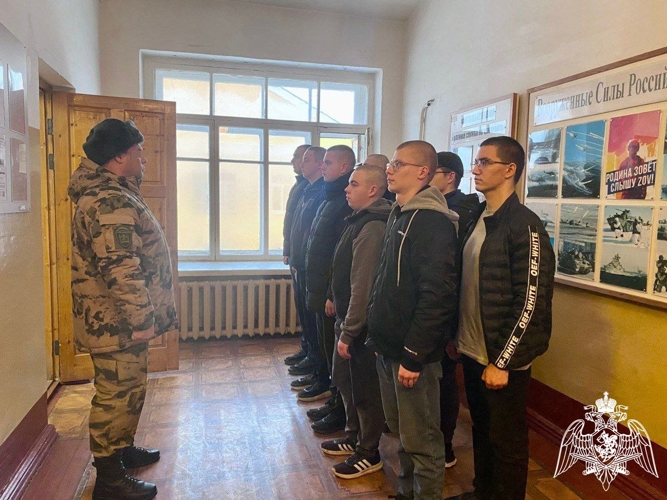 Воинские части Северо-западного округа Росгвардии пополнят карельские призывники