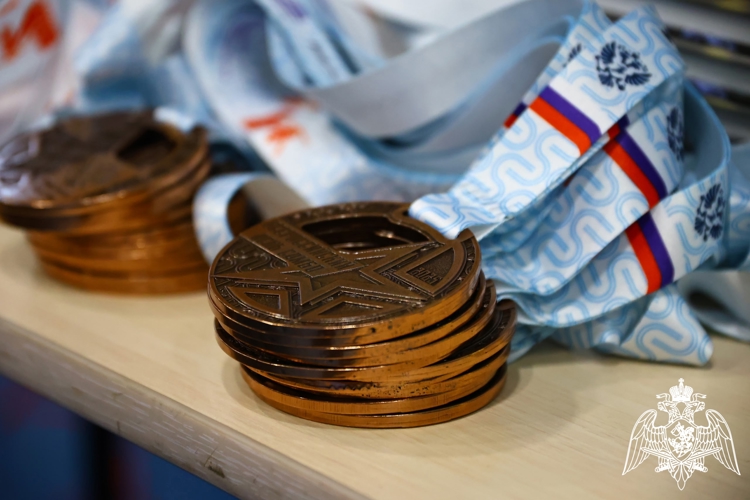 Росгвардейцы успешно выступили на чемпионате по самбо в Карелии
