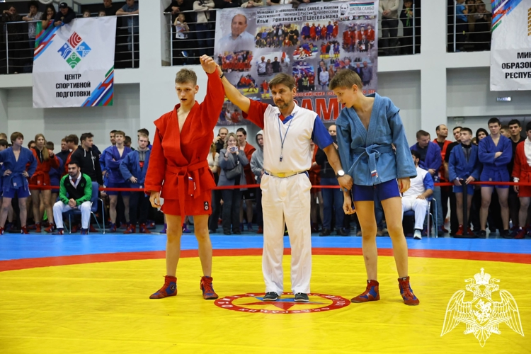 Росгвардейцы успешно выступили на чемпионате по самбо в Карелии