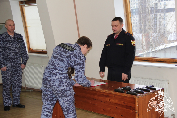 В Карелии новоиспеченные сотрудники Росгвардии приняли присягу