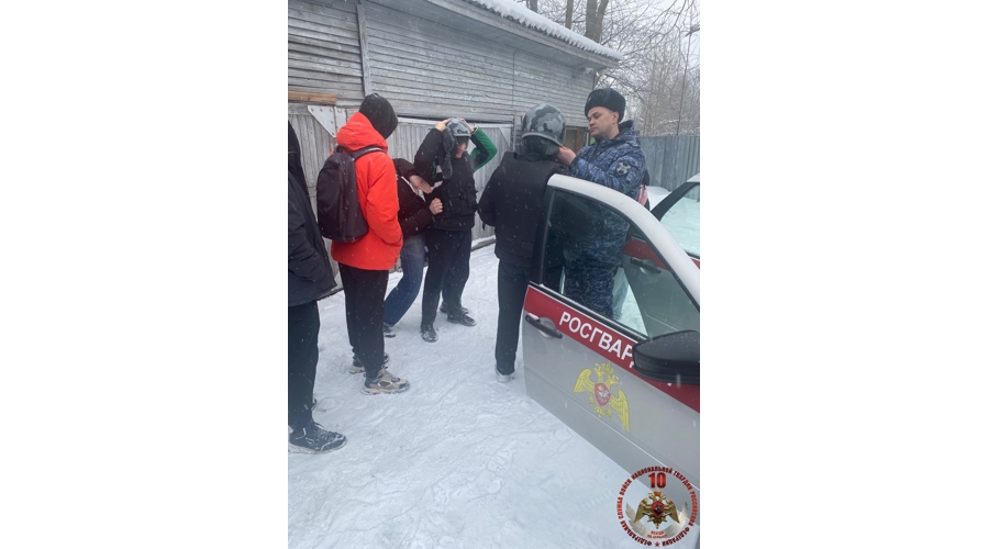 В преддверии десятилетия Росгвардия проводит Дни открытых дверей для молодежи