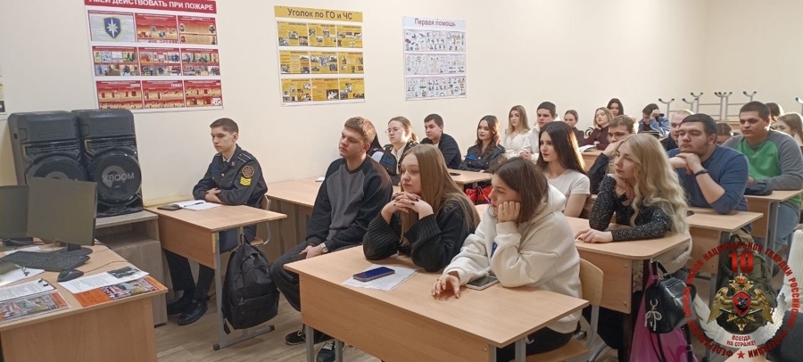 Росгвардия рассказывает выпускникам Карелии о возможности поступления в ведомственные ВУЗы