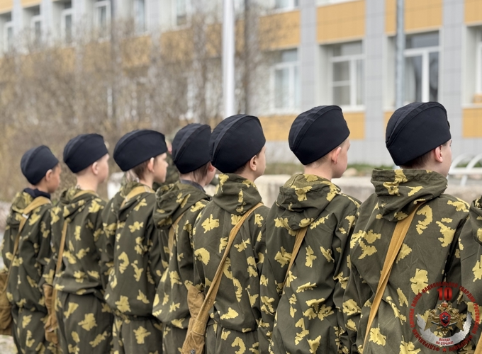 Представители Росгвардии оценили навыки юных патриотов на военно-патриотической игре «Зарница 2.0»