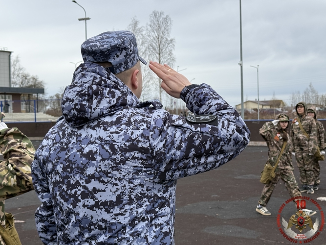 Представители Росгвардии оценили навыки юных патриотов на военно-патриотической игре «Зарница 2.0»