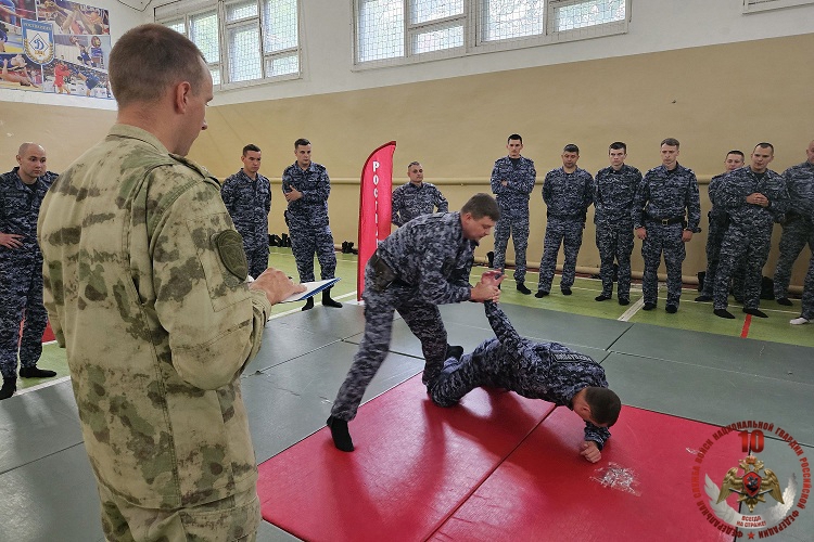 Карельские росгвардейцы приняли участие в окружном этапе ежегодного Всероссийского конкурса профессионального мастерства среди сотрудников вневедомственной охраны Росгвардии