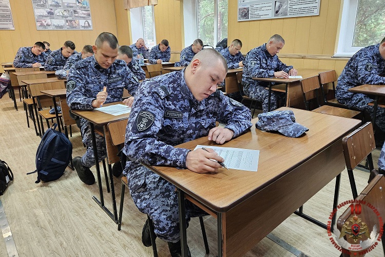 Карельские росгвардейцы приняли участие в окружном этапе ежегодного Всероссийского конкурса профессионального мастерства среди сотрудников вневедомственной охраны Росгвардии