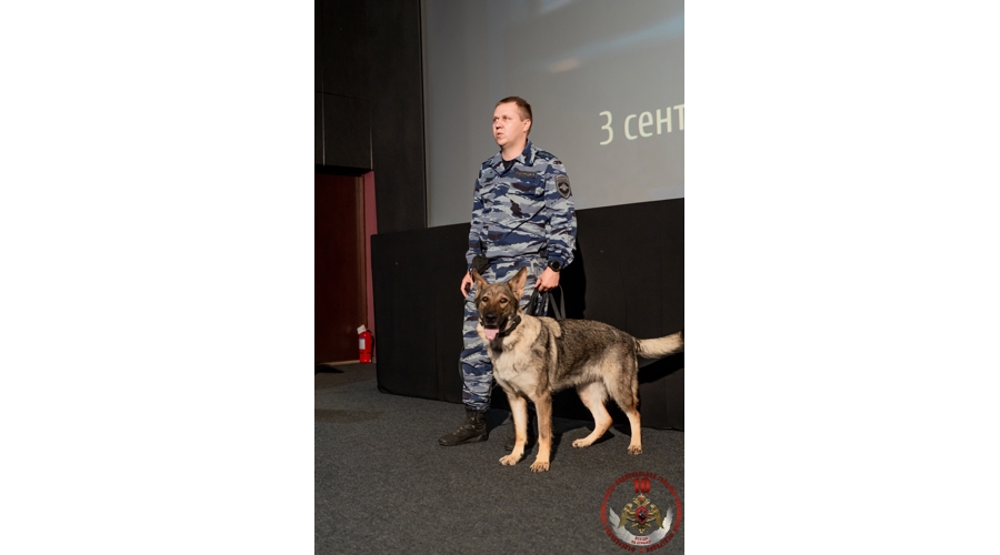 В День борьбы с терроризмом заместитель начальника территориального управления Росгвардии выступил на дискуссионной площадке