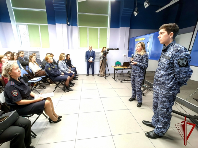 Росгвардейцы приняли участие в форуме «Профессии для сильных»